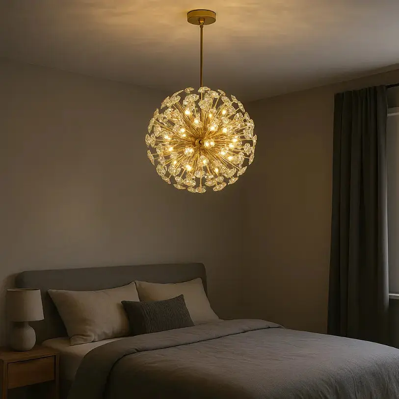 Suspension moderne en cristal & métal doré Ø 35 cm | Iris