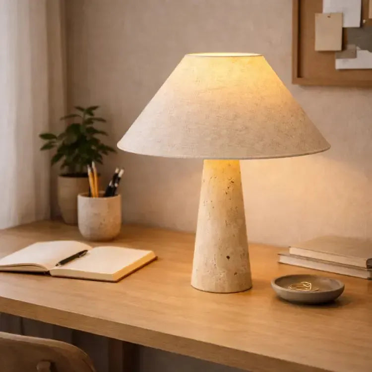 Lampe de chevet design en travertin & tissu | Niva