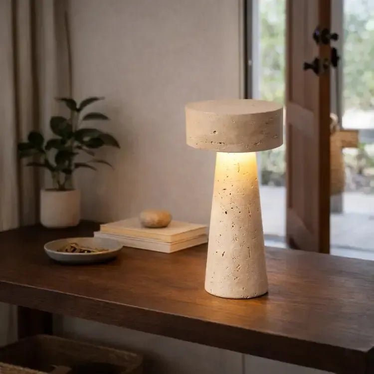 Lampe de chevet moderne à LED en travertin | Idrissi - LuminaSeat
