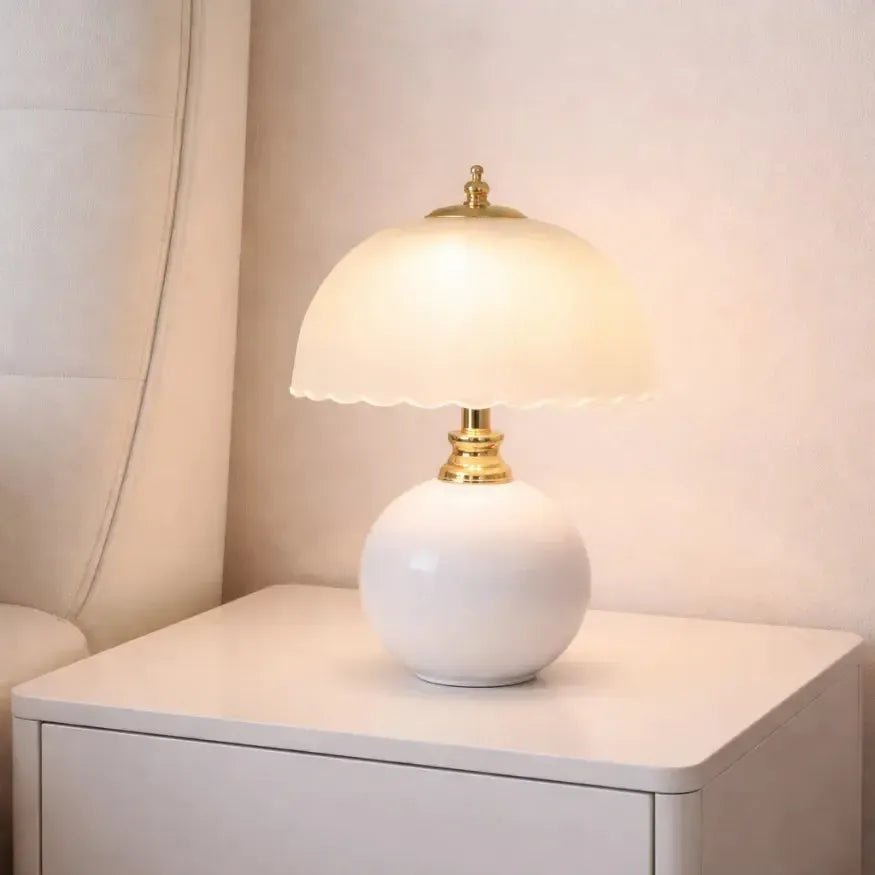 Lampe de chevet vintage en Céramique & Verre | Parani - LuminaSeat