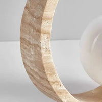 Lampe design sculptural en travertin naturel | Noctura - LuminaSeat